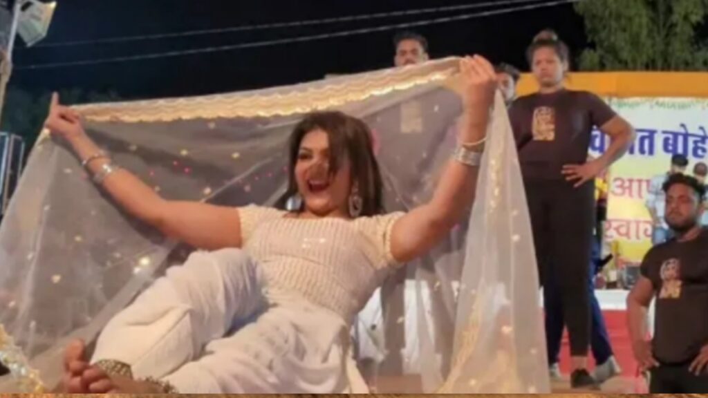 Picsart 23 05 11 19 39 45 566