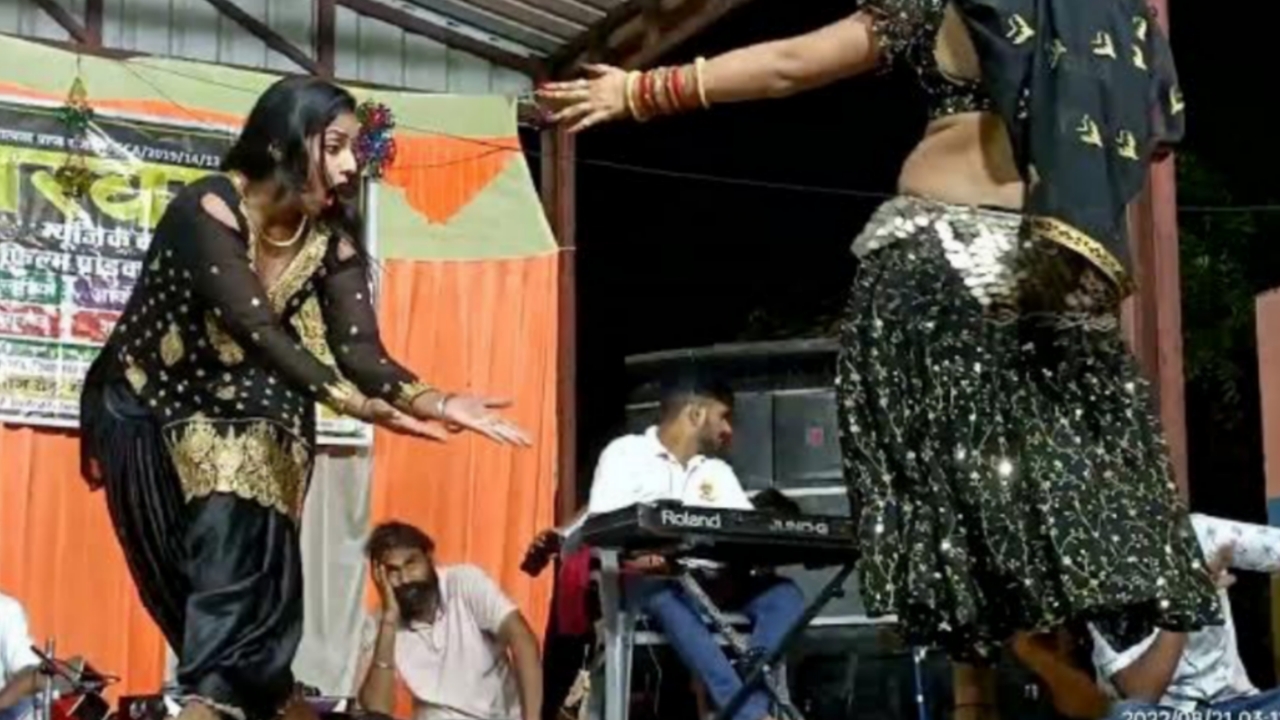 Picsart 23 10 19 03 07 43 441