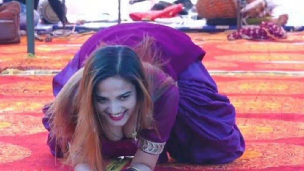 Picsart 23 11 01 21 04 01 681