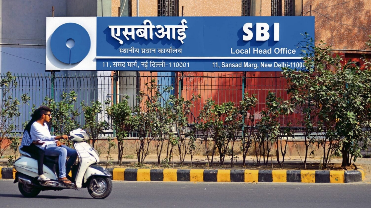 Picsart 23 11 17 23 46 44 363