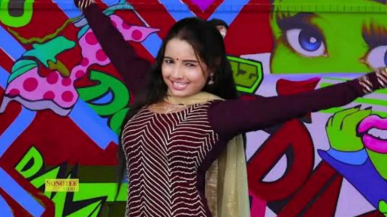 Picsart 23 12 01 16 59 12 588