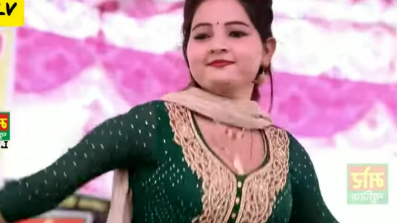 Picsart 23 12 07 18 45 58 332