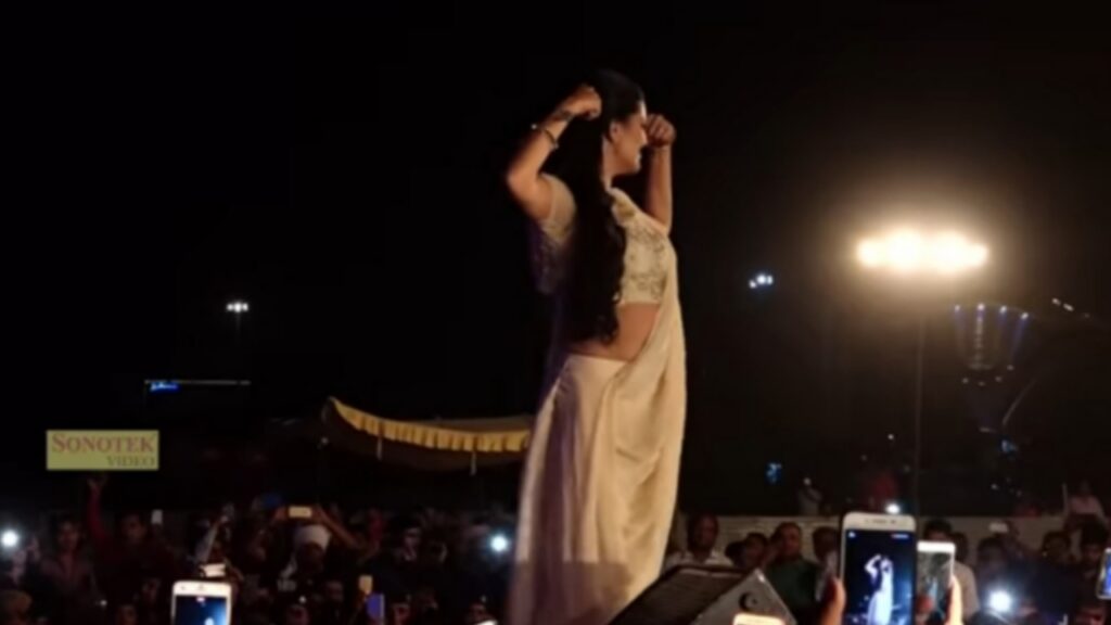 Picsart 24 01 02 08 31 31 699