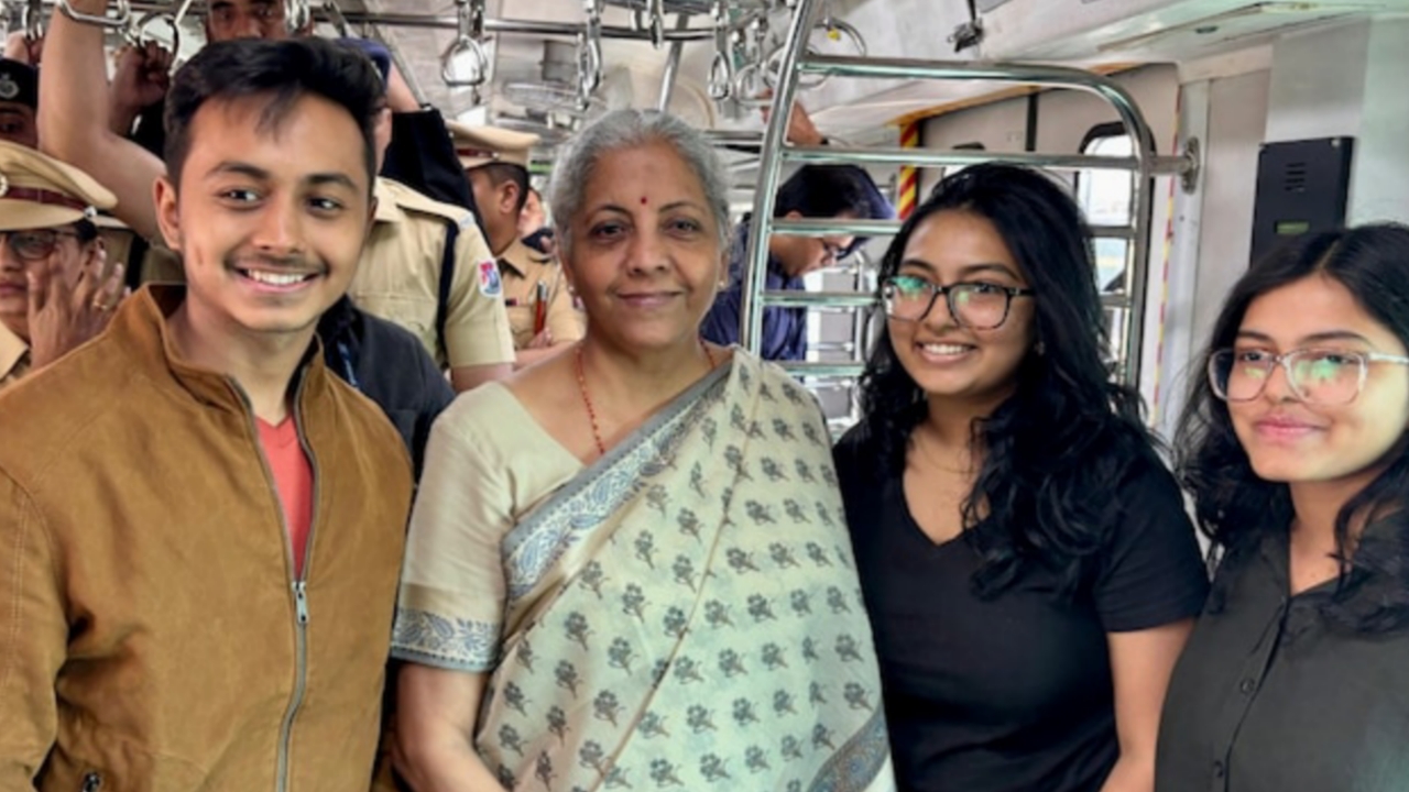 Picsart 24 02 24 19 29 11 716