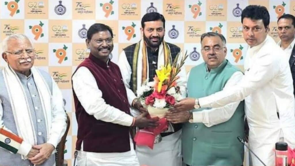 Picsart 24 03 12 14 52 05 535