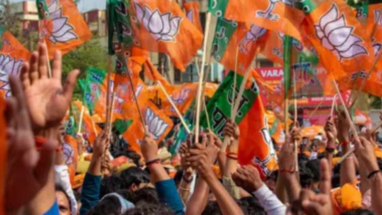 Picsart 24 03 26 12 42 25 162