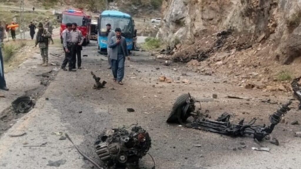 Picsart 24 03 26 16 15 27 651