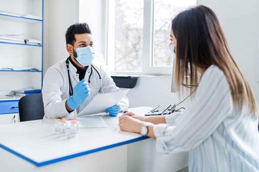 indian doctor receives patient tells him about results tests medicine health 496169 2765 indian-doctor-receives-patient-tells-him-about-results-tests-medicine-health_496169-2765