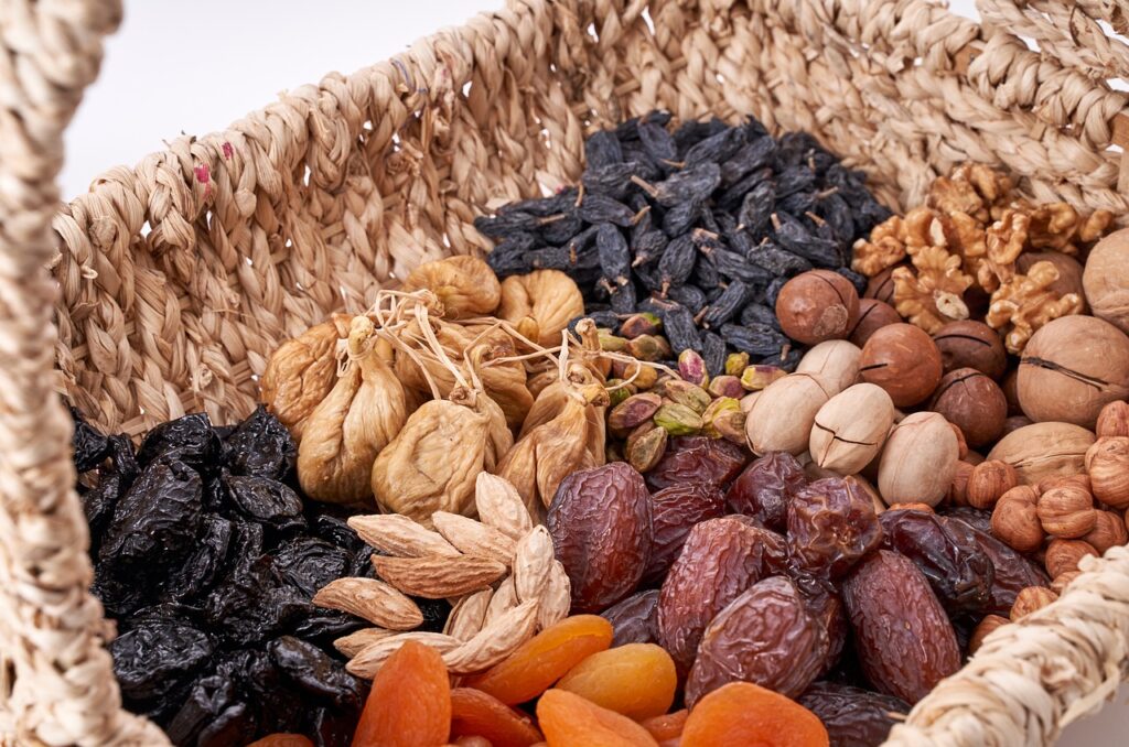 nuts nuts