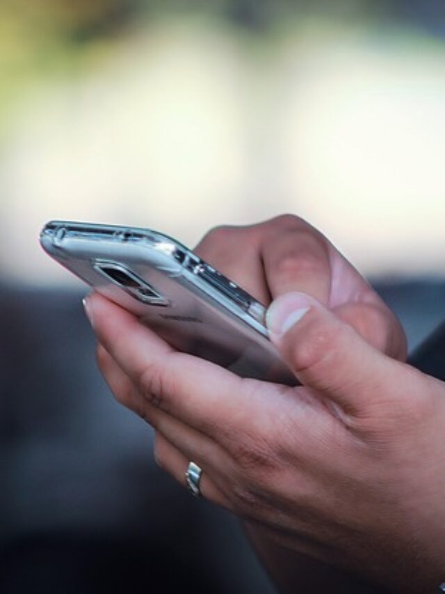 mobile-phone-998871_640