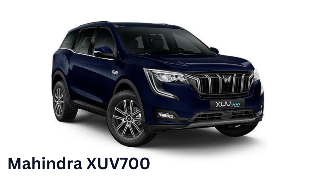 Hyundai Alcazar vs Mahindra XUV 700 1 Hyundai Alcazar vs Mahindra XUV 700 1