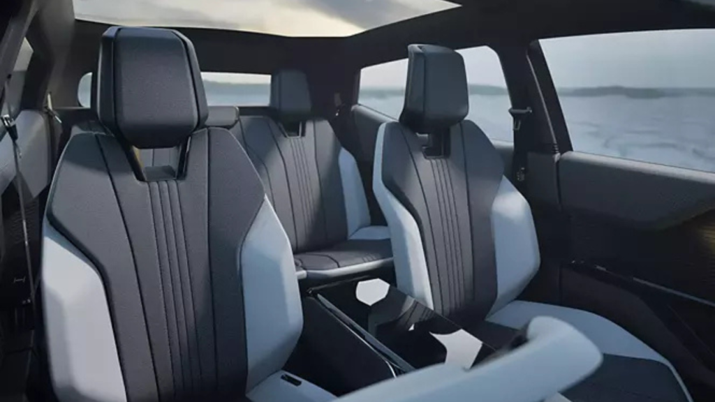 Untitled design 2024 11 08T121622.172 Maruti Suzuki EVX