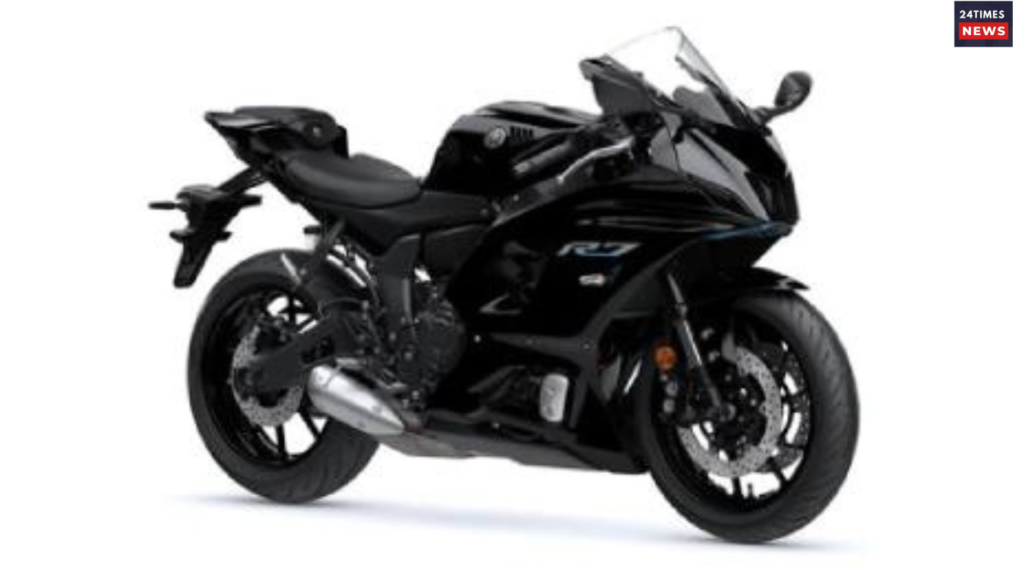 11 Yamaha R7 Bike