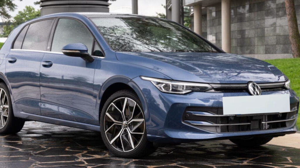 386DC83B EDD0 440E B7FB 94554879CAD7