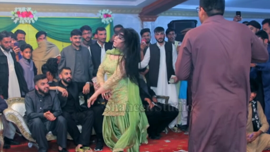 E0F92B1B C3E4 467E 87B2 579D783596DC