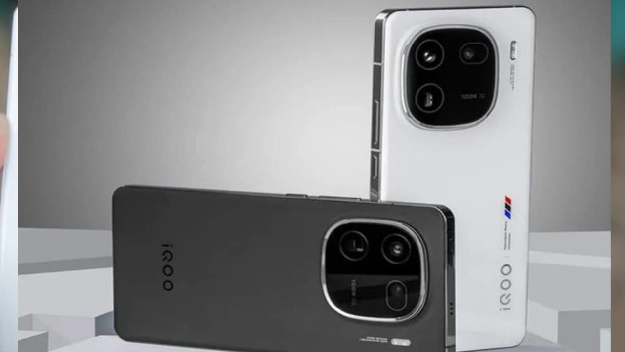 33B5BEF2 F23A 4353 AD26 04B55C755070