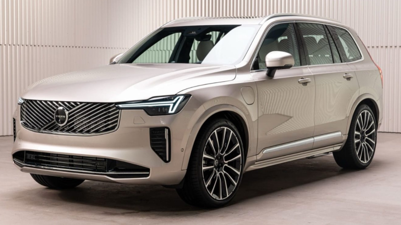 8A16B6FB 76AD 4989 8B35 4DA57E6A9730