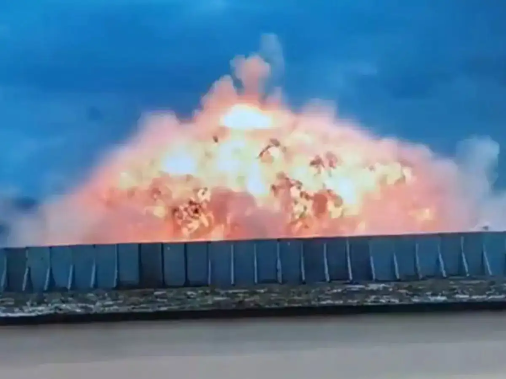 trkiye unveils 970 kilogram gazap bomb its most powerful non nuclear weapon yet trkiye unveils 970 kilogram gazap bomb its most powerful non nuclear weapon yet