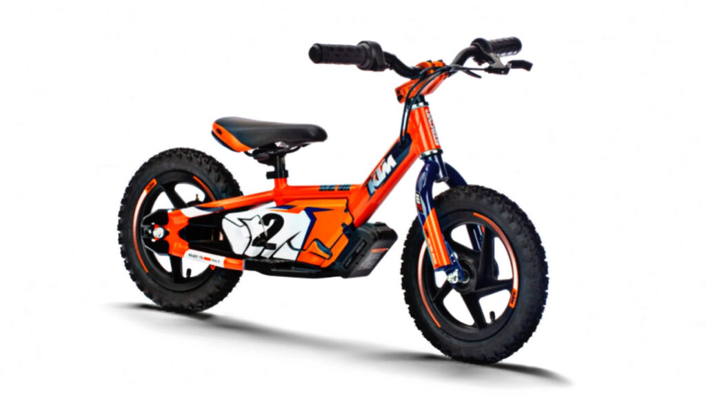 8388FD8A 0A98 4B68 AF42 787579CEA652