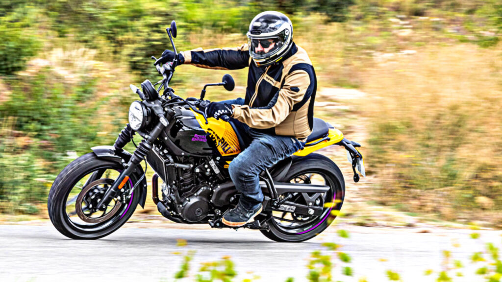 B63CC795 AD24 4421 BC1D AAA203F83171