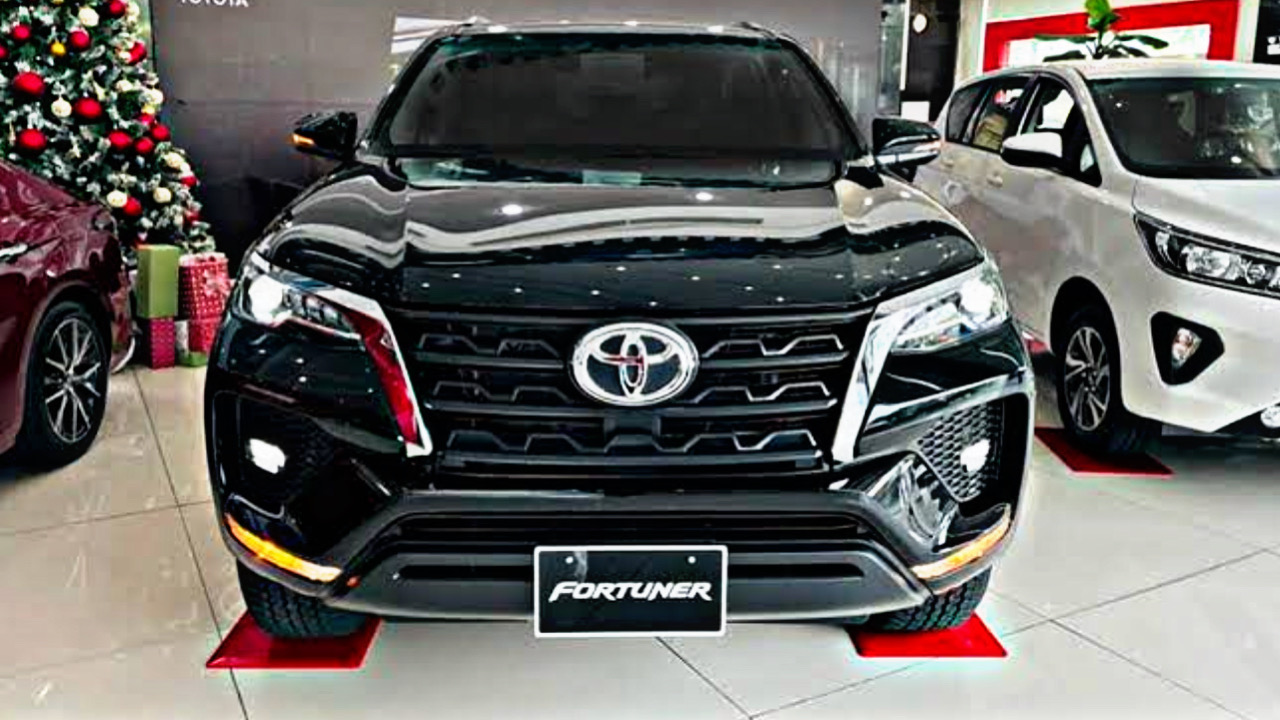 FD525975 5317 4127 9440 7E32514E9ACF