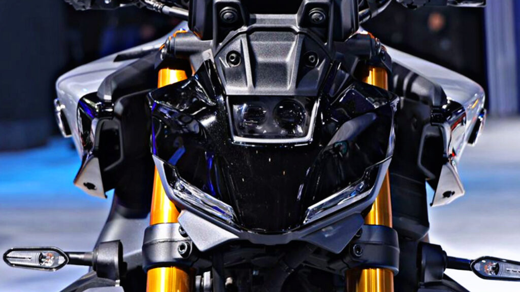 ECCBB90A D1AF 4A74 981D C2A1E5054DBD