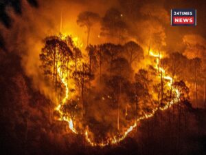 Massive fire in the forests of Kasauli, flames reached CRI and Kasauli Club; Water sprinkling started from Mi-17 helicopter