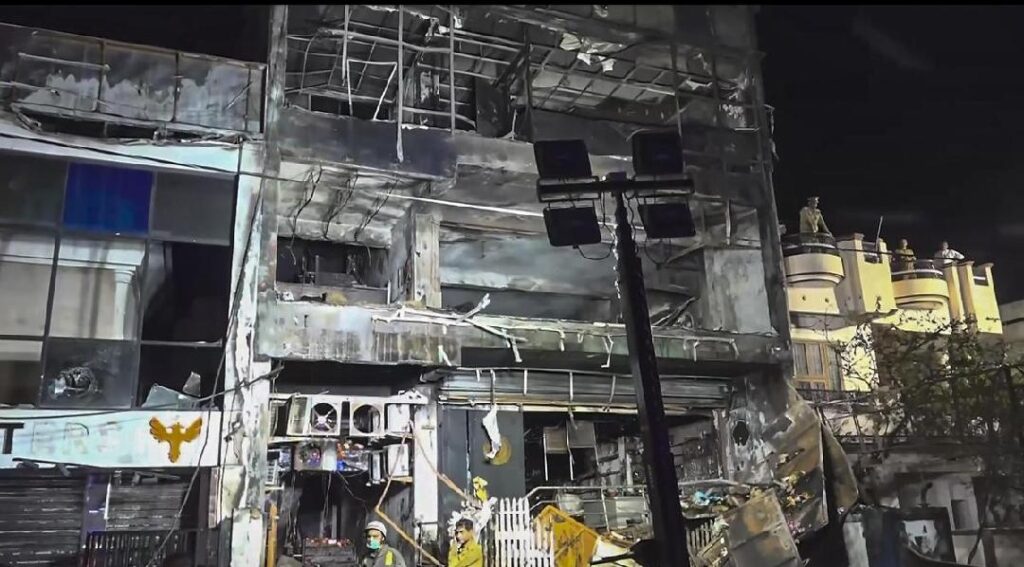 Lucknow Building Fire: 7 Shocking Yet Crucial Revelations as Deadly Blaze Puts Development Authority Under Scanner.