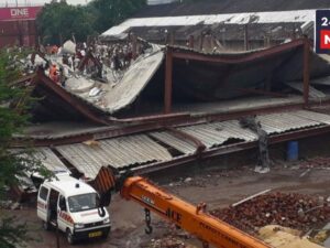 Kolkata Warehouse Collapse: Death Toll Rises to 15 as Rescue Operations Enter Third Day.