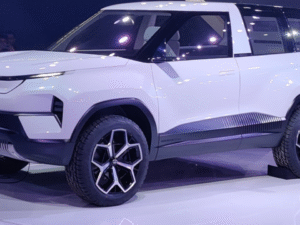 Tata Sierra CNG May Arrive After Petrol, Diesel and EV Versions; Electric Model Set to Launch on June 30