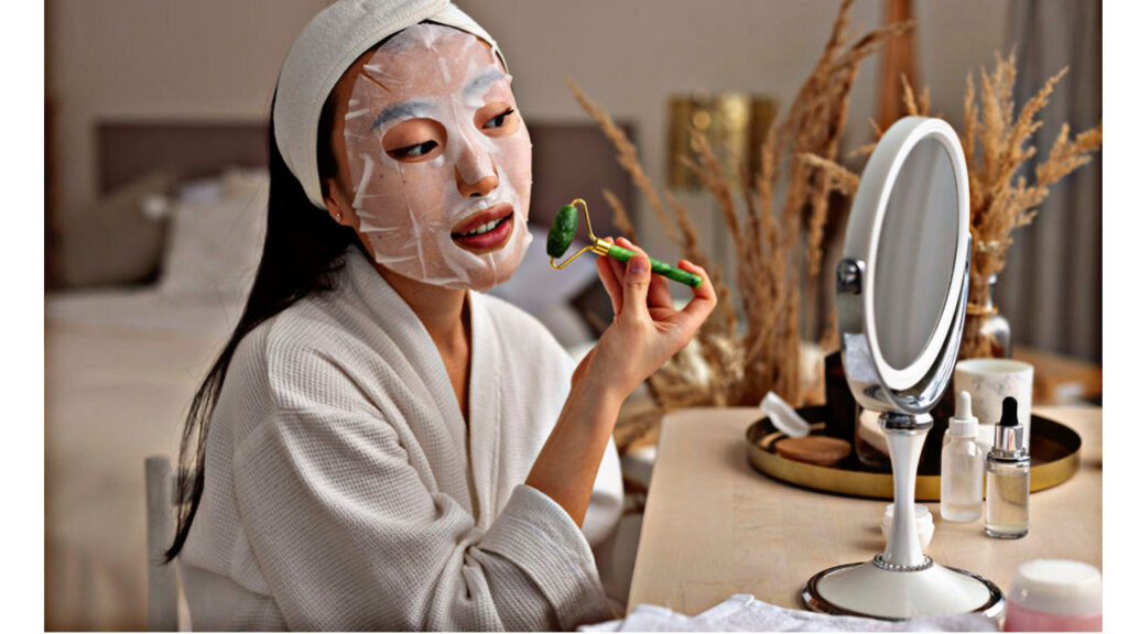 1FB2F516 6D48 42AB 9C06 41E85098D58F Quick Skincare: Short on time for a skincare routine? Follow these quick tips to make your skin glow