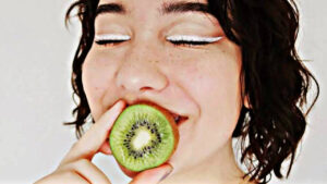 Health: Know the unique benefits of eating kiwi, experts reveal the secrets