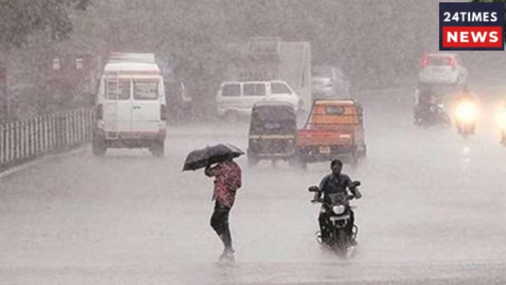 Monsoon Forecast: Heavy Rain Warning in 22 States With Thunder and Lightning