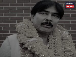 Mehboob Alam makes a statement,”Opportunists are constantly in and out of politics”.