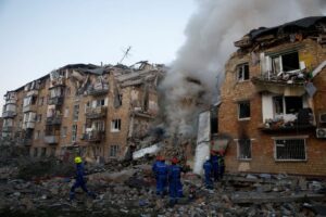 Russian attacks in Ukraine escalate tensions