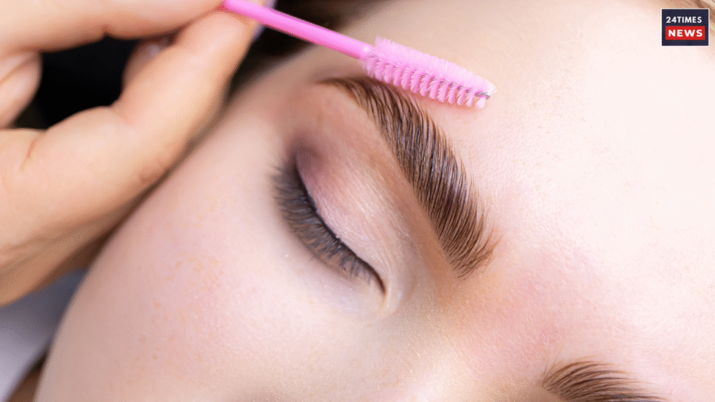 Benefits of Applying the Almond Oil to the eyebrows, know details here