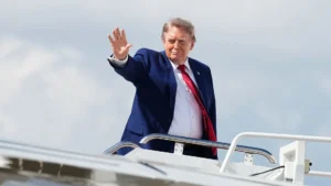 Secret Mid-Air Switch: Trump changes plane in Turkey amid Iranian threat
