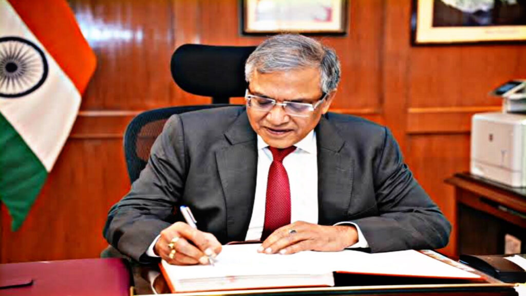 CEC Gyanesh Kumar on a two-day visit to UP, election activities intensify in UP!