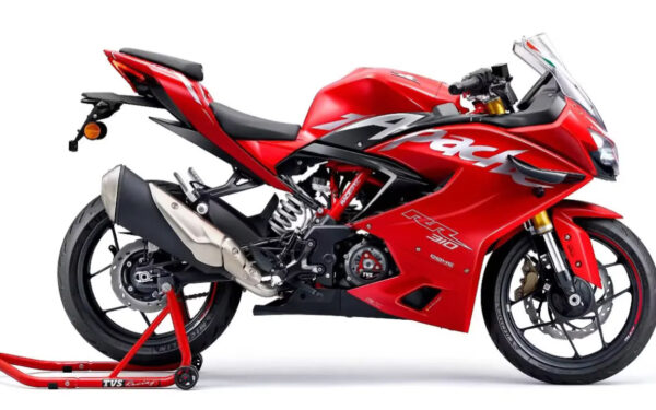 5310CC05 150F 4440 8252 7B815D987C58