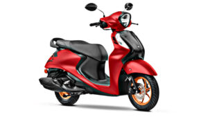 The Yamaha Fascino 125 Fi Hybrid is a sensation, offering impressive features at a low price.