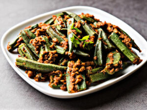 Make Bhindi Masala in this way, people will keep licking their fingers, know the recipe