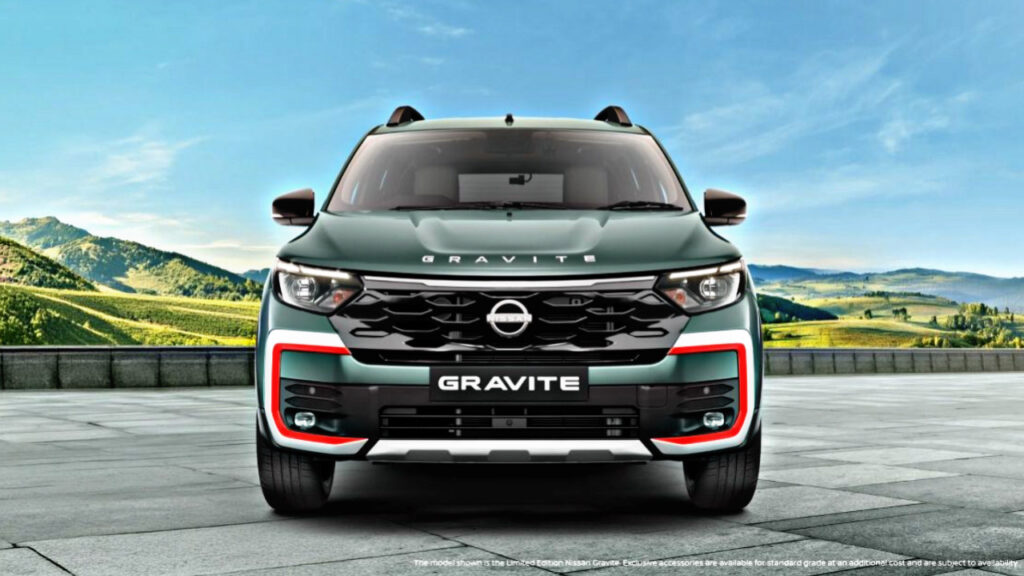 Buy this cheap 7 seater car with 26 KM mileage for less than Rs 6 lakh