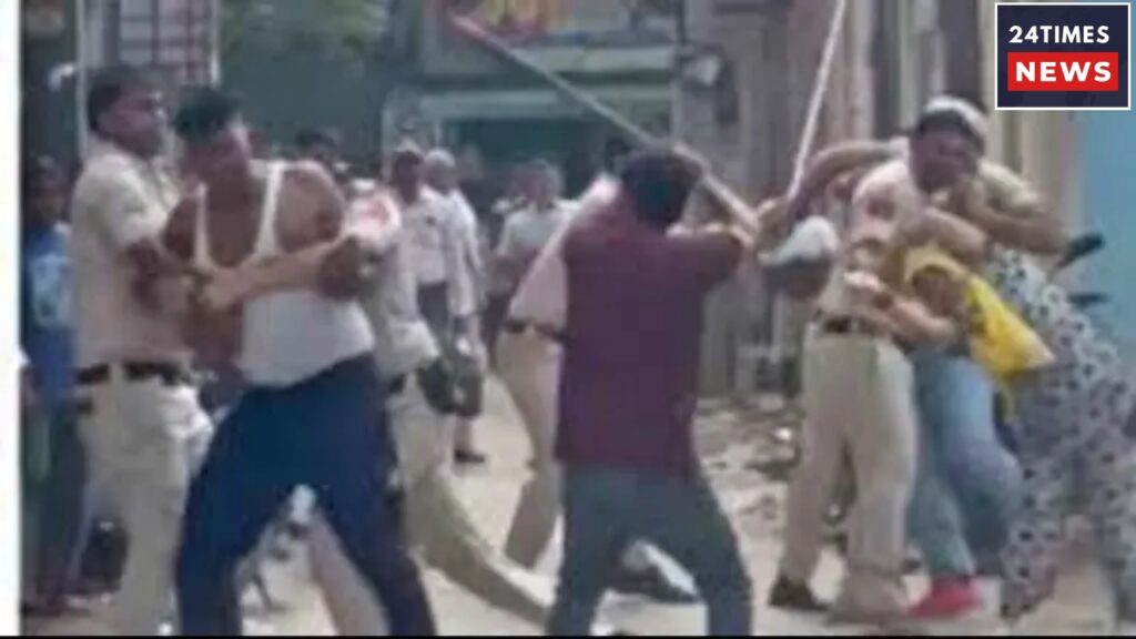 Delhi police attack 1