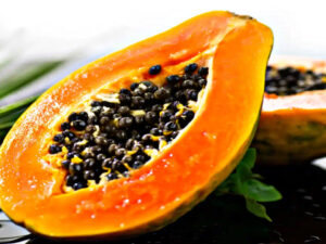 Papaya is fatal for these people, know the risks before eating it