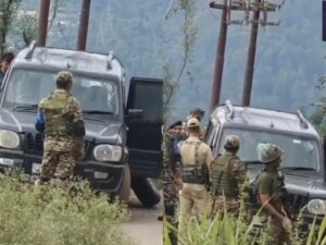 Scorpio Breaks Security Barricade On Jammu-Srinagar Highway, Police Recover Vehicle