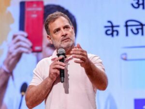 Uproar Among Students At Pune University Ahead Of Rahul Gandhi’s Visit, Two Congress Workers Also Injured