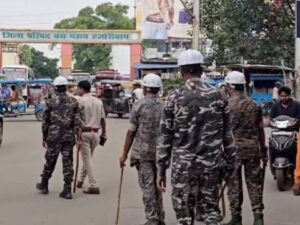 Protesters And Police Face Off In Ranchi. From Lathi Charge To Tear Gas Shells, Here’s What Happened