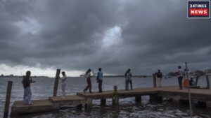 Weather Forecast: Heavy Rain Warning In 14 States Within 5 Hours, Strong Winds Expected