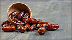 Eat dates every morning on an empty stomach and reap all these benefits. Learn about these magical benefits quickly.