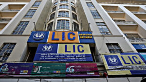 LIC’s explosive extra benefits scheme, regular income and benefits up to Rs 24 lakh!